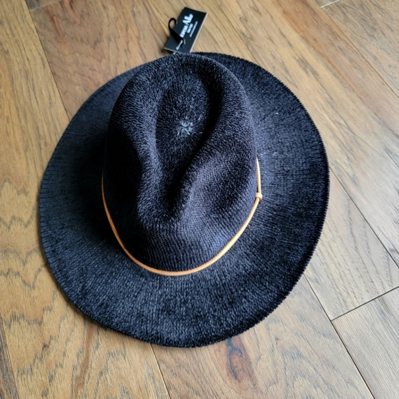 Marcus Adler Accessories - Last 1! 💥NEW Marcus Adler New York Corduroy Cowboy Cowgirl Fedora Hat  - Black